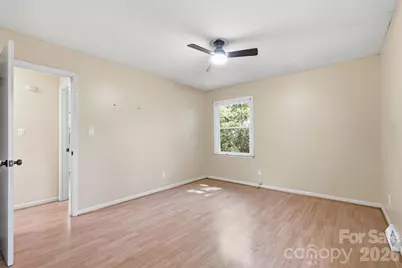 609 Old Farm Road, Statesville, NC 28625 - Photo 21
