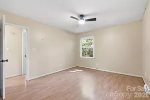 609 Old Farm Rd, Statesville, NC 28625 - Photo 21