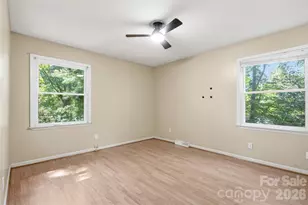 609 Old Farm Rd, Statesville, NC 28625 - Photo 15