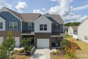 6016 Chelsea Oaks Rdg, Tega Cay, SC 29708 - Photo 3