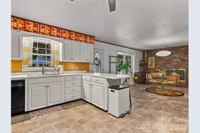 8 Hummingbird Lane, Asheville, NC 28806 - Photo 15