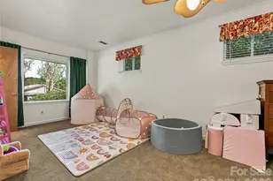 8 Hummingbird Ln, Asheville, NC 28806 - Photo 27