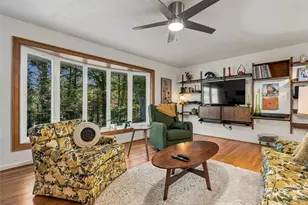 8 Hummingbird Ln, Asheville, NC 28806 - Photo 9