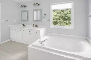 5016 Hickory Lake Ln, Matthews, NC 28105 - Photo 39