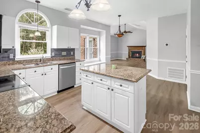 5016 Hickory Lake Lane, Matthews, NC 28105 - Photo 13