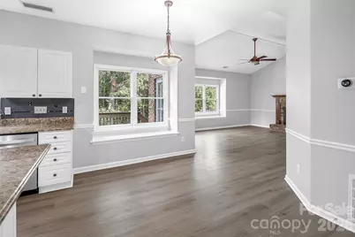 5016 Hickory Lake Lane, Matthews, NC 28105 - Photo 19