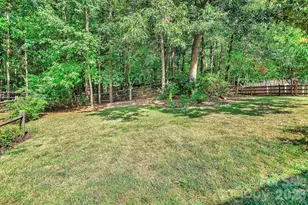 5016 Hickory Lake Ln, Matthews, NC 28105 - Photo 45