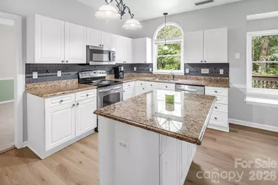 5016 Hickory Lake Lane, Matthews, NC 28105 - Photo 11