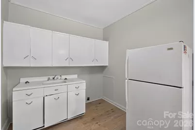 84 Falls Avenue, Granite Falls, NC 28630 - Photo 21