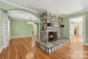 827 Ferndale Dr, Statesville, NC 28677 - Photo 9
