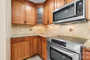 827 Ferndale Dr, Statesville, NC 28677 - Photo 13