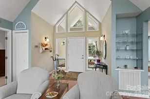 414 Ledgemont Ct, Flat Rock, NC 28731 - Photo 5