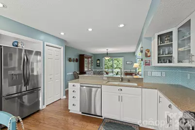 414 Ledgemont Court, Flat Rock, NC 28731 - Photo 15