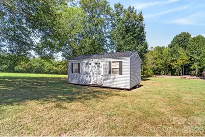 3276 E Calvin Street #1-2, Claremont, NC 28610 - Photo 23