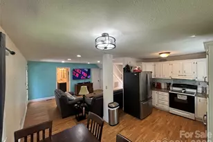 4266 Smokey Creek Rd, Lenoir, NC 28645 - Photo 17