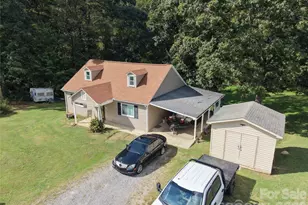 4266 Smokey Creek Rd, Lenoir, NC 28645 - Photo 1