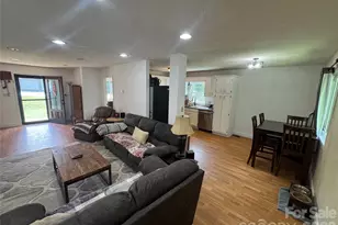 4266 Smokey Creek Rd, Lenoir, NC 28645 - Photo 13