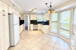 6803 Flat Creek Dr, Charlotte, NC 28277 - Photo 7