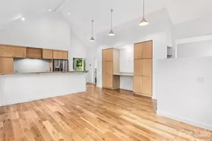 435 W Haywood St, Asheville, NC 28801 - Photo 9