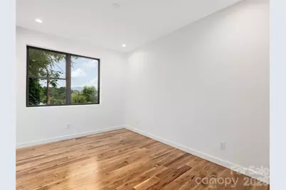 435 W Haywood Street, Asheville, NC 28801 - Photo 17