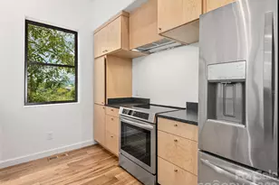 435 W Haywood St, Asheville, NC 28801 - Photo 11