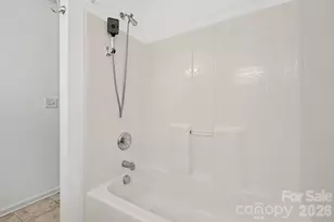 10134 Frosty Ln, Charlotte, NC 28216 - Photo 19