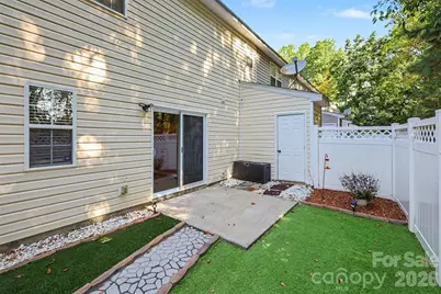 10134 Frosty Lane, Charlotte, NC 28216 - Photo 23