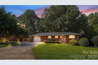 3319 Campbell Drive, Charlotte, NC 28205 - Photo 9