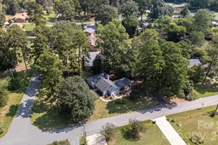 6414 Elmwood Cir, Charlotte, NC 28214 - Photo 23