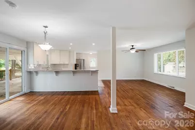 6414 Elmwood Circle, Charlotte, NC 28214 - Photo 3