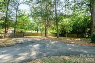 6414 Elmwood Cir, Charlotte, NC 28214 - Photo 11