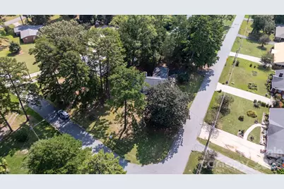 6414 Elmwood Circle, Charlotte, NC 28214 - Photo 19