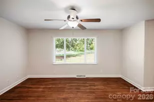 6414 Elmwood Cir, Charlotte, NC 28214 - Photo 29