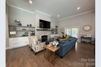 7902 Denbur Drive, Charlotte, NC 28215 - Photo 37