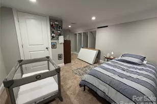 7902 Denbur Dr, Charlotte, NC 28215 - Photo 21
