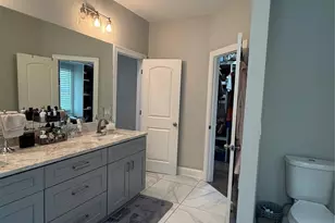 7902 Denbur Dr, Charlotte, NC 28215 - Photo 15