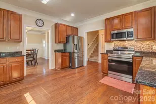 5 Breyerton Ct, Asheville, NC 28804 - Photo 7