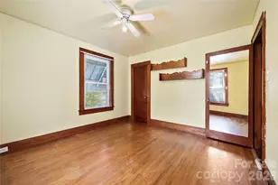 309 S Main Ave S, Newton, NC 28658 - Photo 23