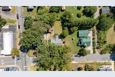 309 S Main Avenue S, Newton, NC 28658 - Photo 37