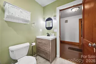 309 S Main Ave S, Newton, NC 28658 - Photo 15