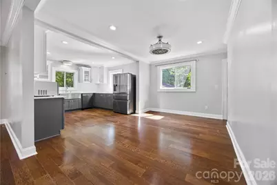 309 S Main Avenue S, Newton, NC 28658 - Photo 7