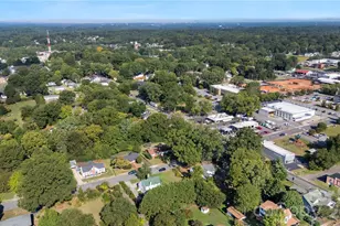 309 S Main Ave S, Newton, NC 28658 - Photo 35
