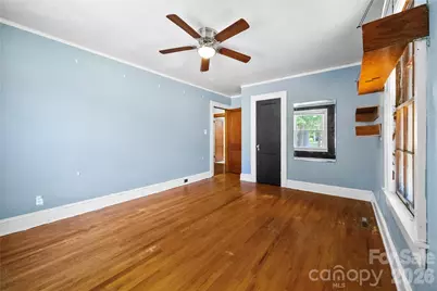 309 S Main Avenue S, Newton, NC 28658 - Photo 19