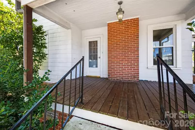 309 S Main Avenue S, Newton, NC 28658 - Photo 5