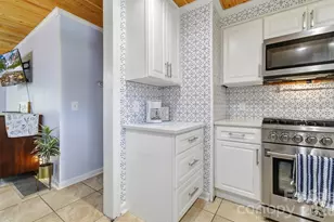 312 Jack St, Hendersonville, NC 28792 - Photo 11