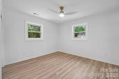 539 Frank Drive, Charlotte, NC 28215 - Photo 17