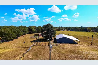1467 Airport Road, Pageland, SC 29728 - Photo 9