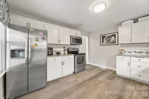 208 Faile St, Fort Mill, SC 29715 - Photo 21