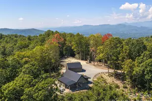536 Faircrest Ln, Hendersonville, NC 28739 - Photo 1