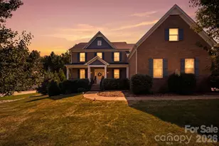 612 Highland Ridge Point, Clover, SC 29710 - Photo 3